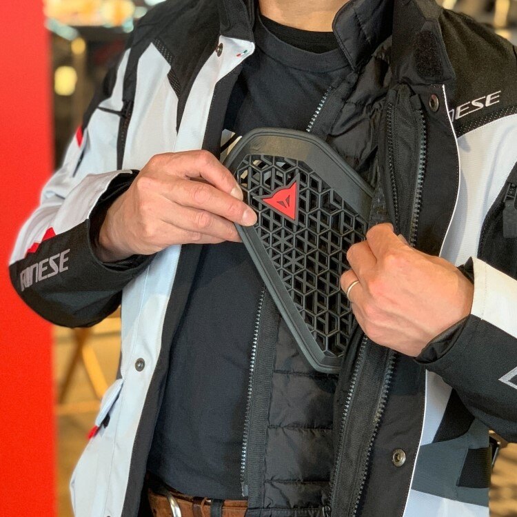 卓越した性能と優れたコストパフォーマンス『TEMPEST 3 D-Dry® JACKET』